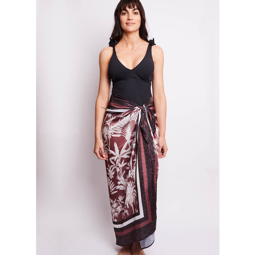 Long sarong with floral and palms pattern back